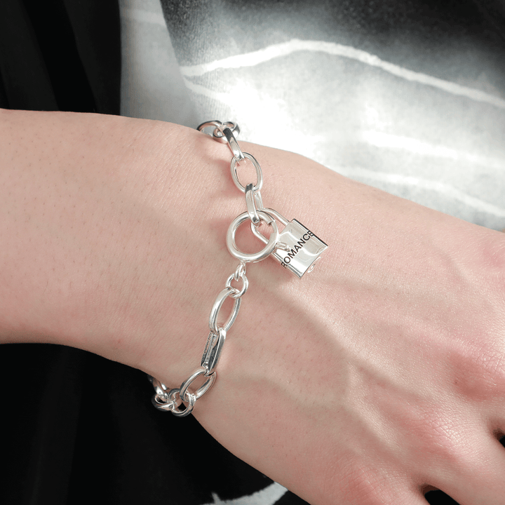 OFF THE WALL ROMANCE PADLOCK CHAIN BRACELET