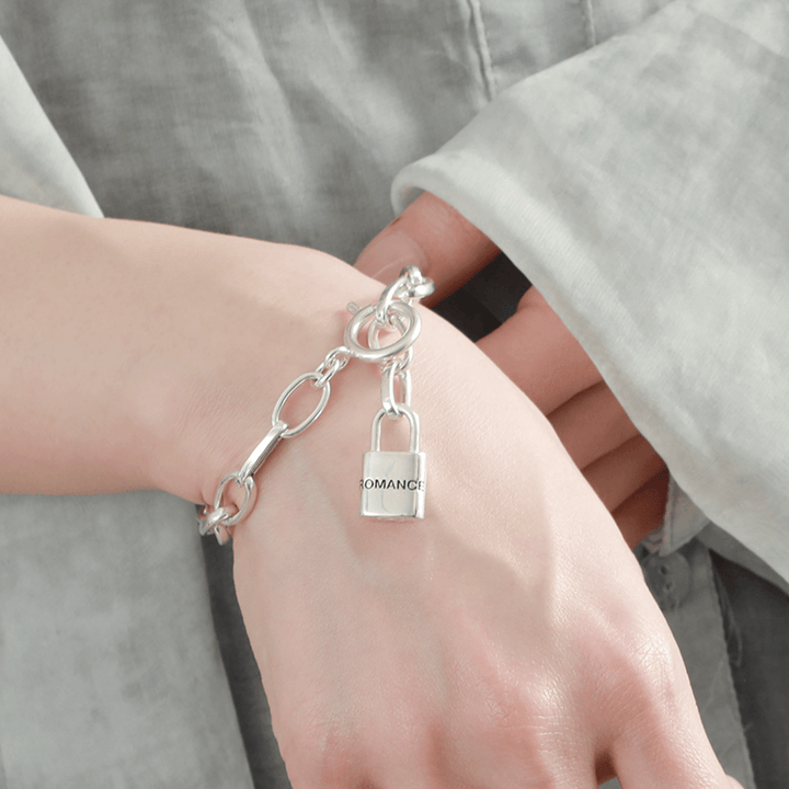 OFF THE WALL ROMANCE PADLOCK CHAIN BRACELET