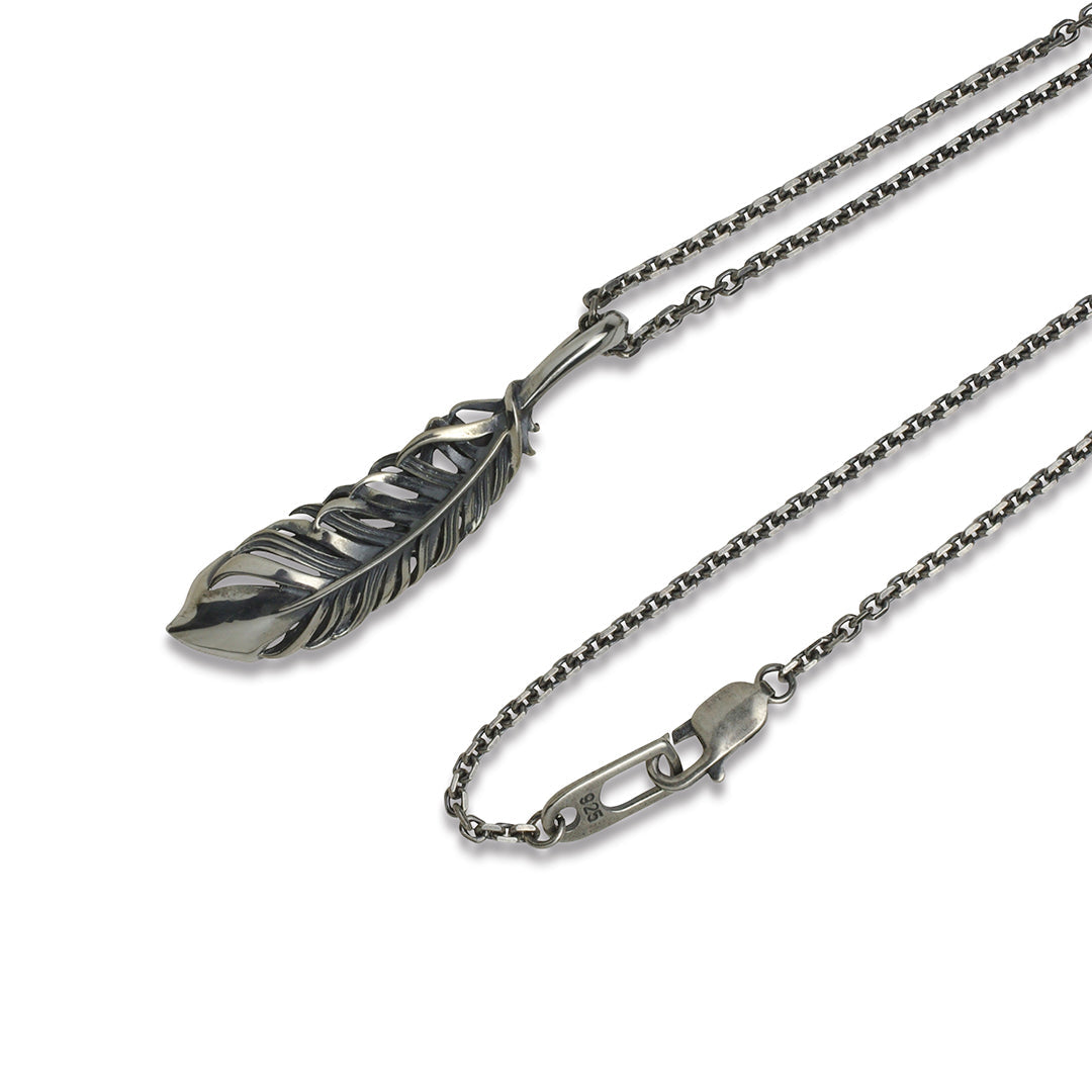 INTELLECTUAL FEATHER PENDANT M