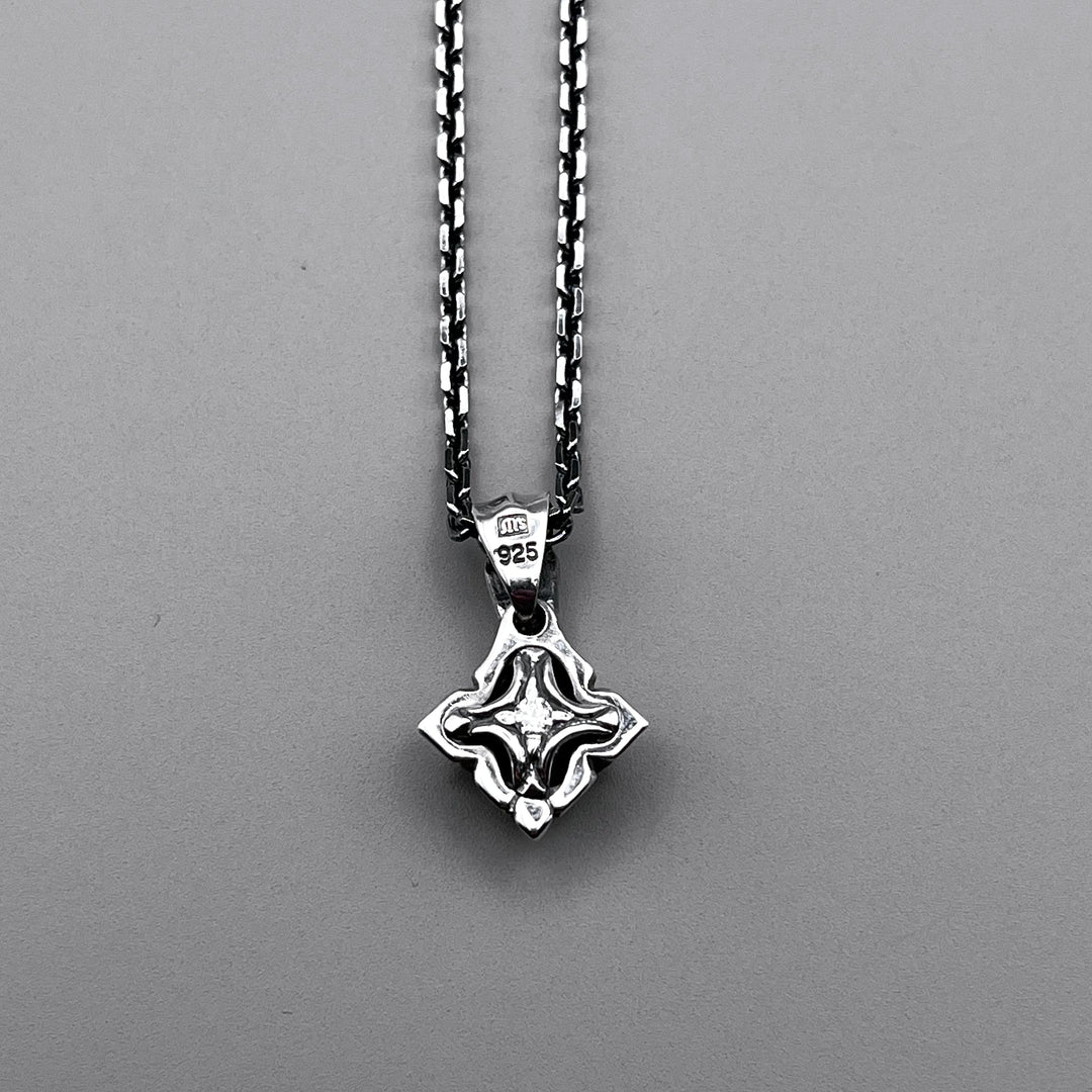 TRIPLE X EDITION URBAN TRIBAL PENDANT S SV × K10YG