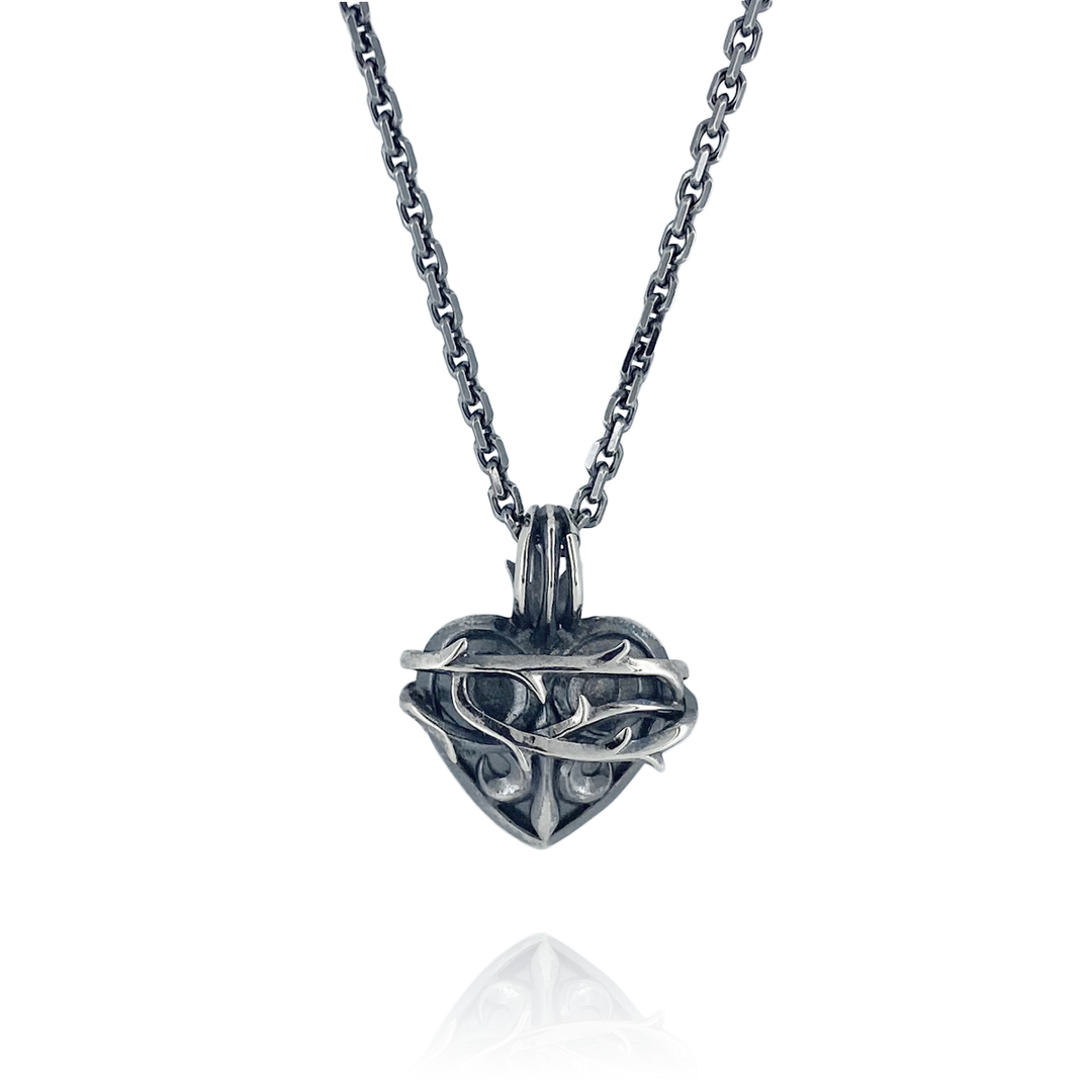 THORN HEART PENDANT M