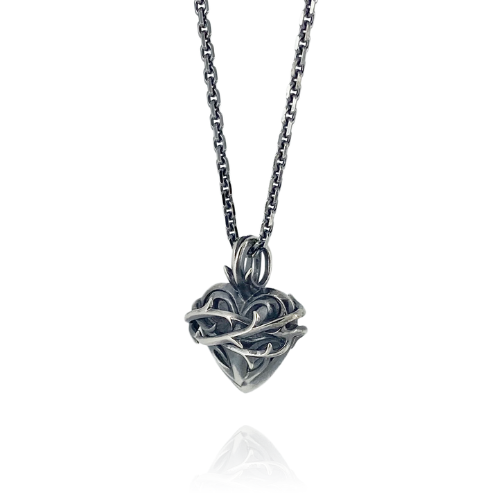 THORN HEART PENDANT M