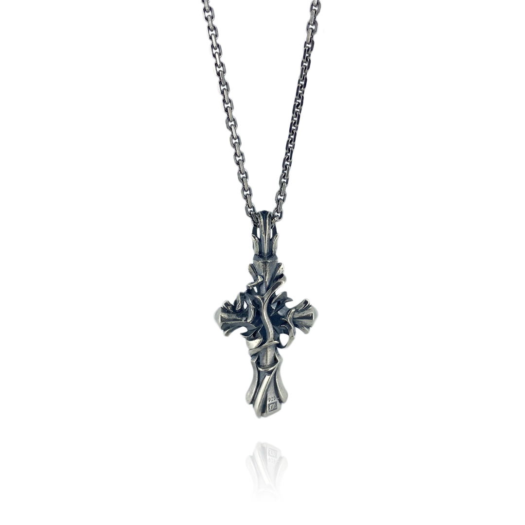 THORN CROSS PENDANT M