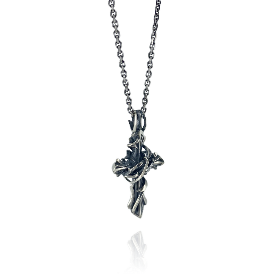 THORN CROSS PENDANT M