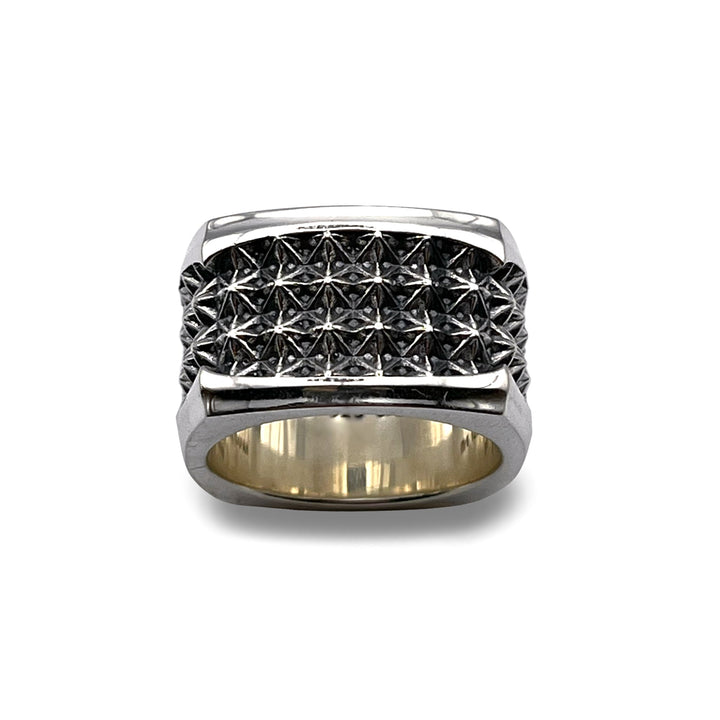 TRIPLE X STUDS SQUARE RING