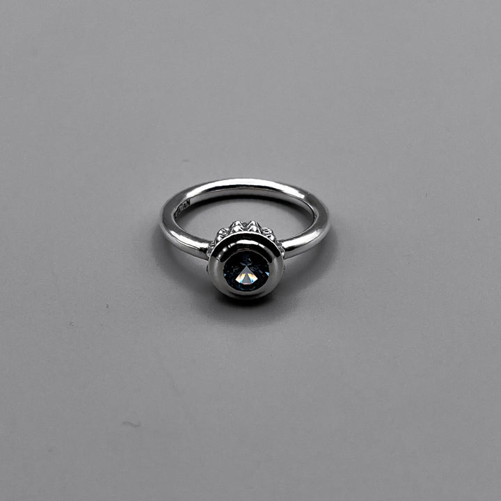 TRIPLE X STUDS SOLITAIRE BIRTHDAY 5mm STONE RING