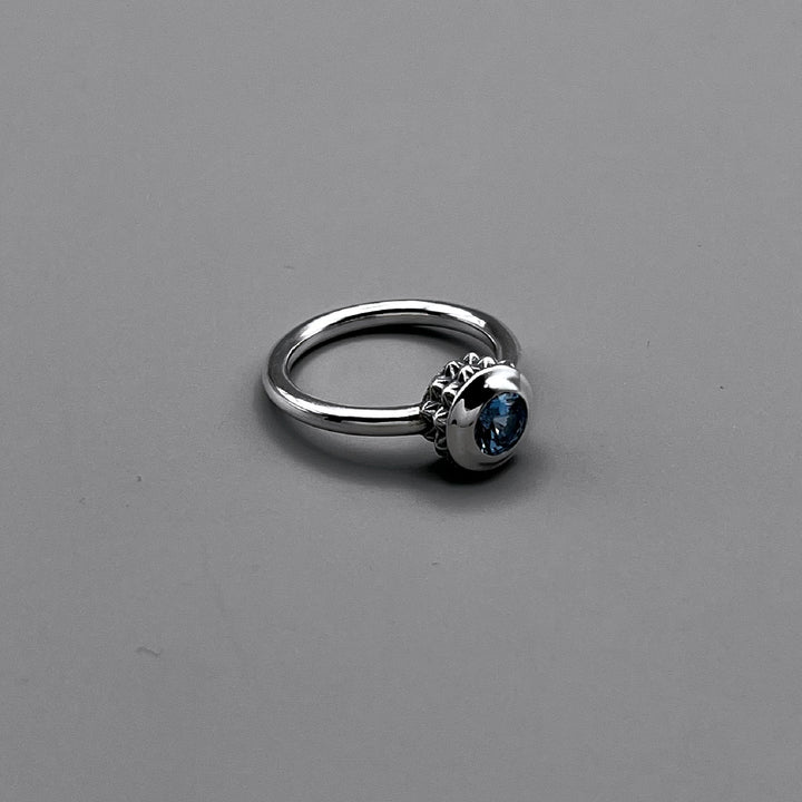 TRIPLE X STUDS SOLITAIRE BIRTHDAY 5mm STONE RING